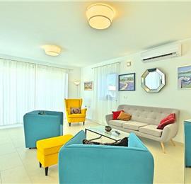 4 bedroom villa with pool near Sveti Lovrec, sleeps 8